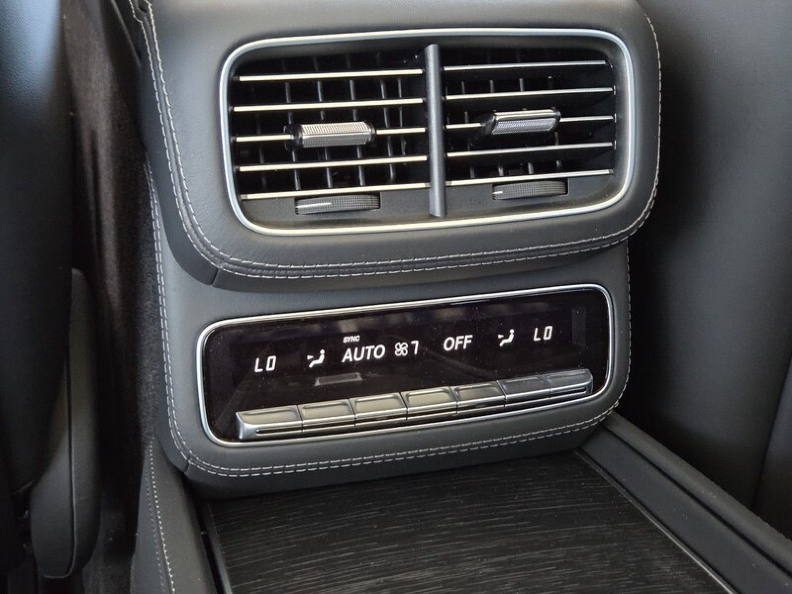 New 2026 Mercedes-Benz Maybach GLS 600 4MATIC image 15