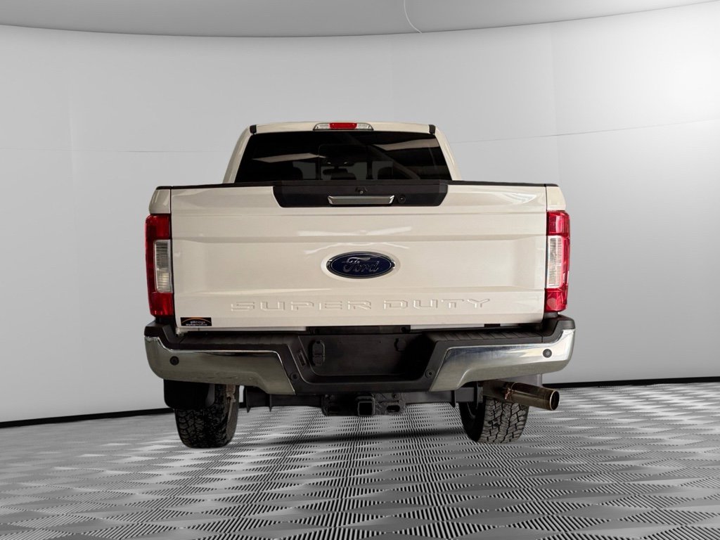 Used 2019 Ford F250 Lariat w/ Chrome Package image 7