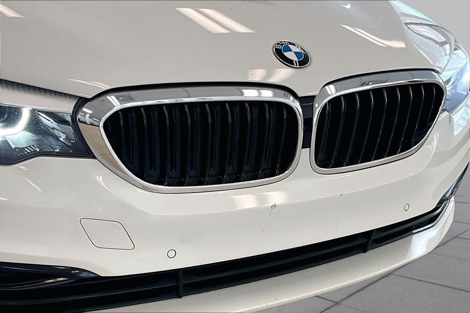 Used 2019 BMW 540i w/ Convenience Package RWD image 27