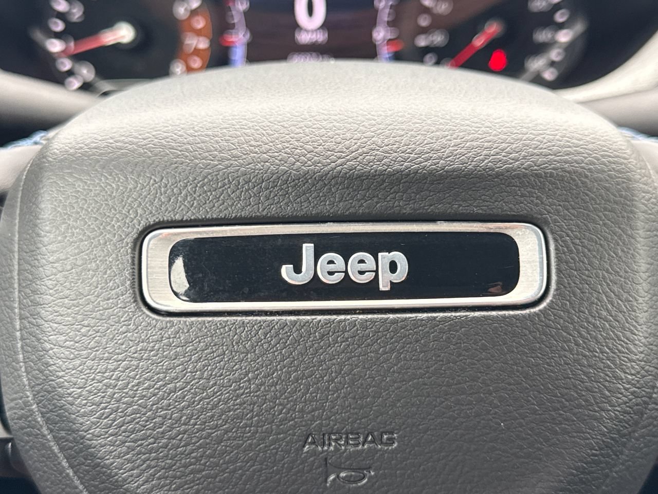 Used 2022 Jeep Compass Latitude w/ Convenience Group AWD/4WD image 28