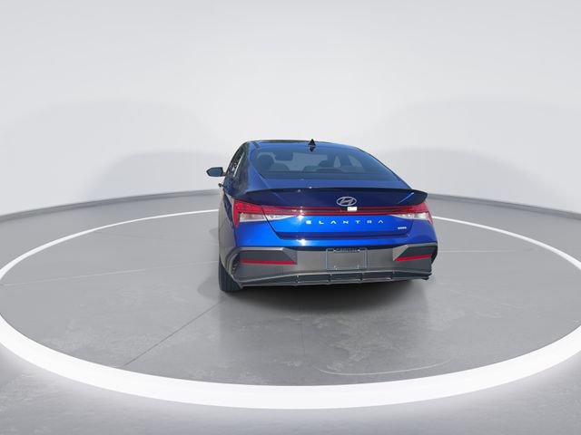Certified 2025 Hyundai Elantra SEL FWD image 7
