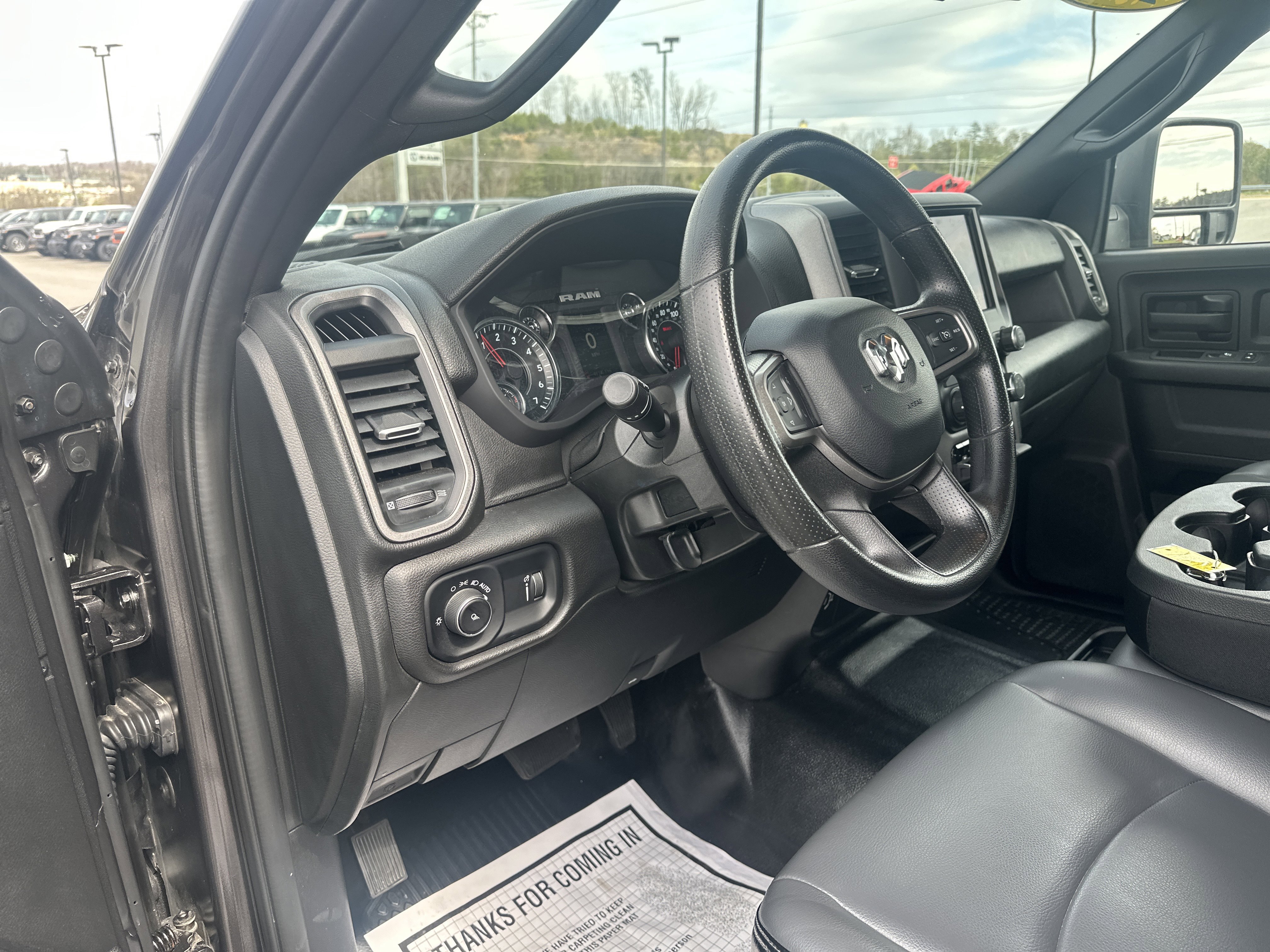 Used 2024 RAM 2500 Tradesman w/ Chrome Appearance Group AWD/4WD image 16