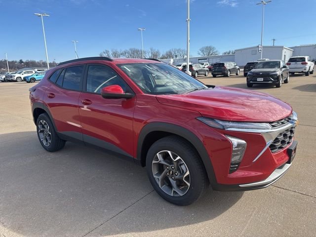 New 2026 Chevrolet Trax LT w/ Driver Confidence Package