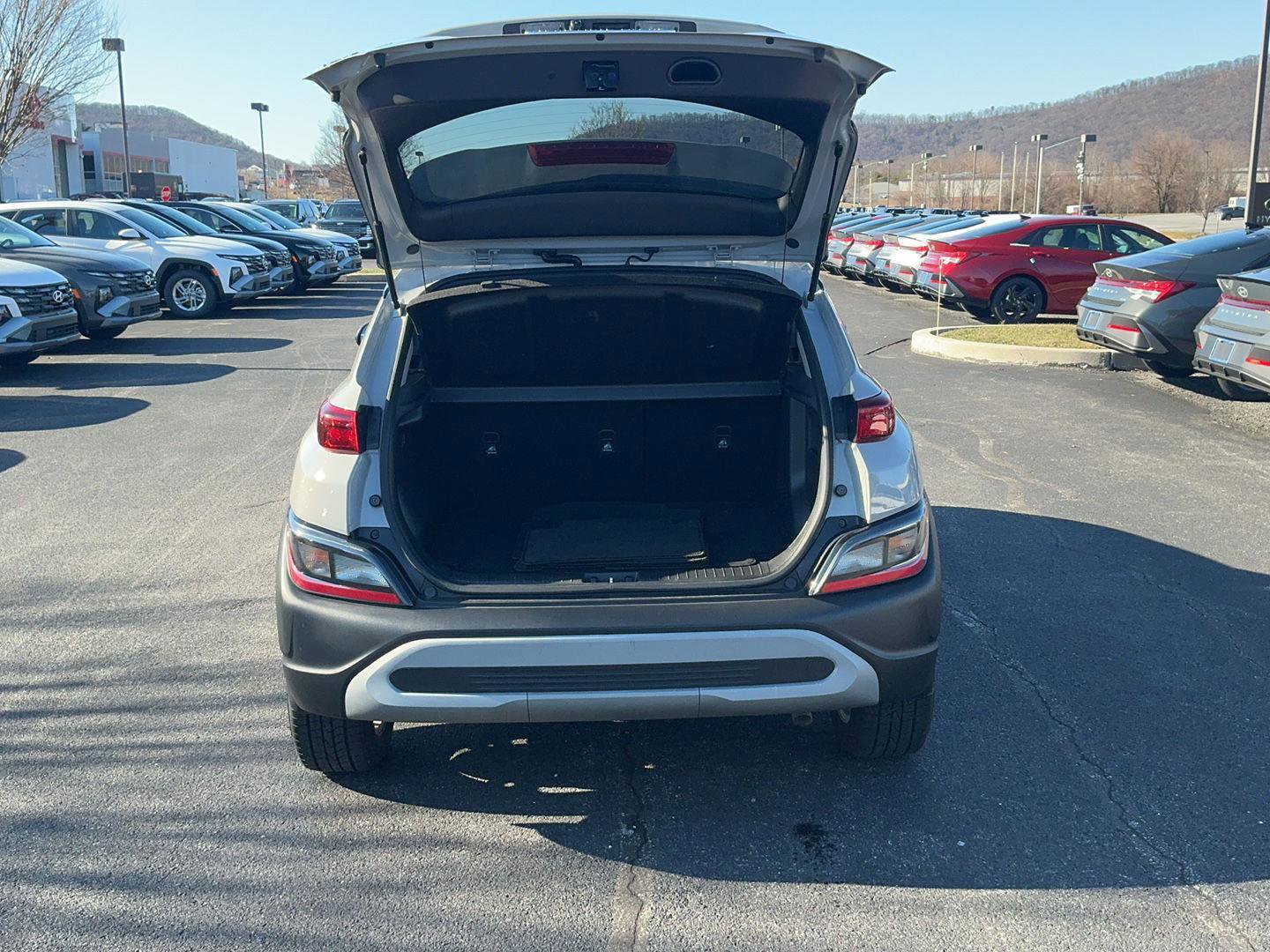 Certified 2023 Hyundai Kona SEL w/ Convenience Package image 31