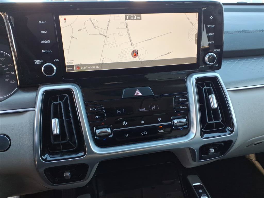 Used 2022 Kia Sorento SX AWD/4WD image 23