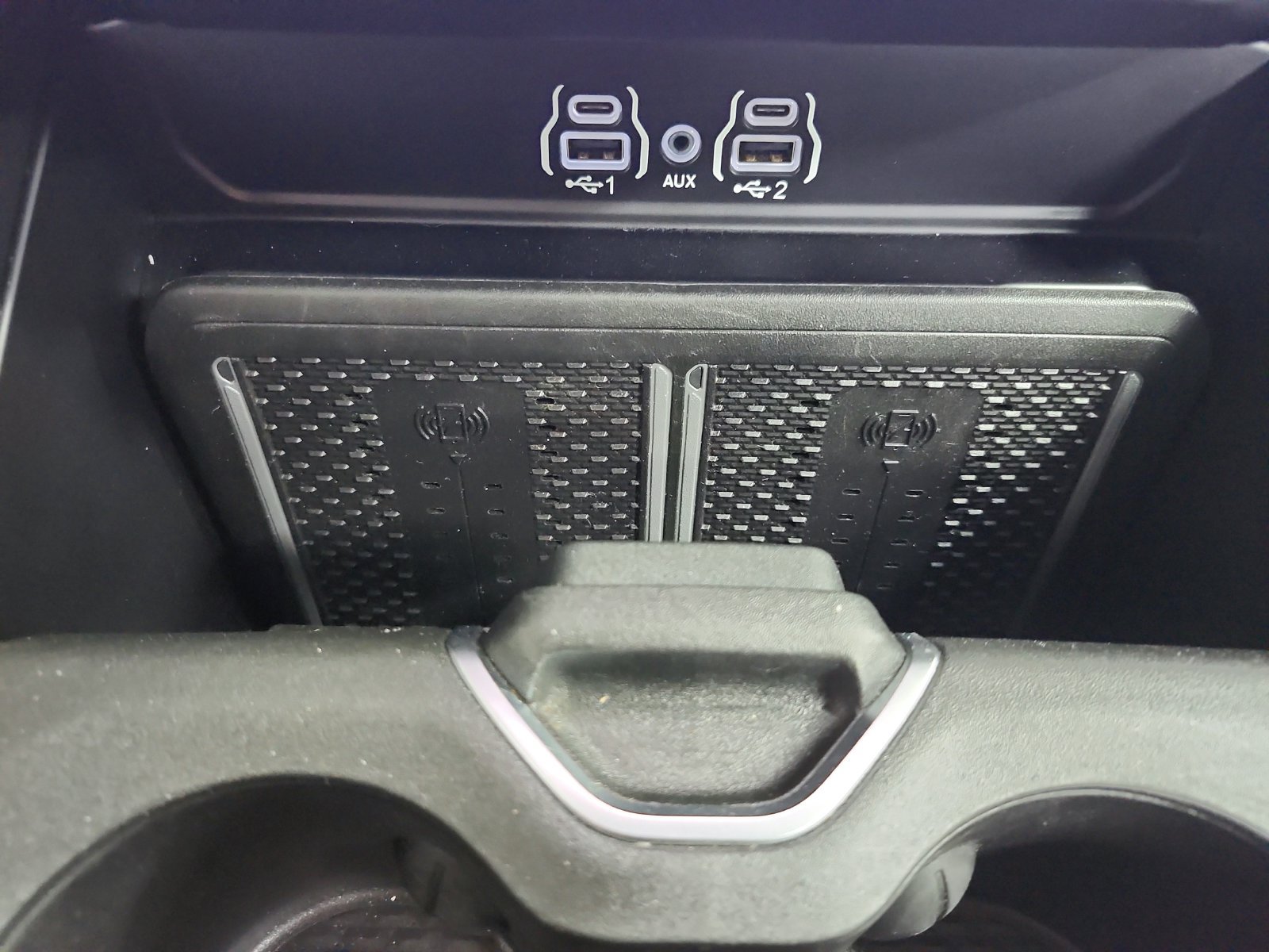 Used 2025 RAM 2500 Laramie AWD/4WD image 33