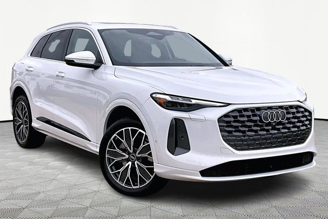 Used 2025 Audi Q5 Premium Plus w/ Premium Plus image 11