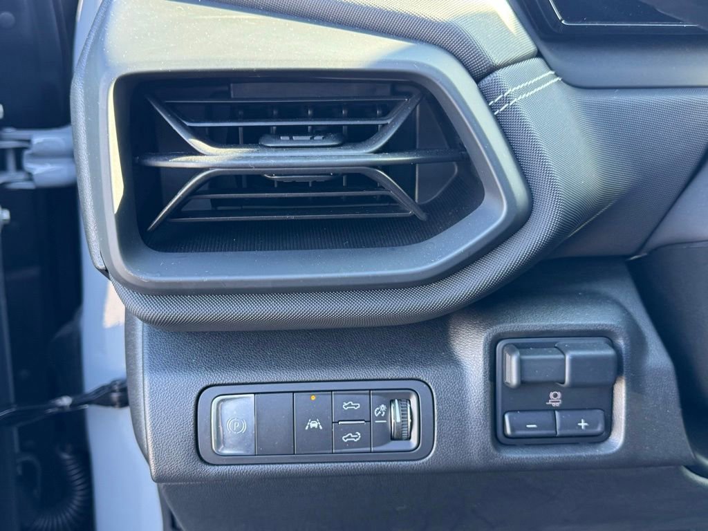 New 2026 Chevrolet Silverado EV LT w/ Plus Package AWD/4WD image 35
