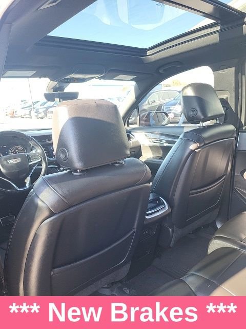 Used 2023 Cadillac XT6 Sport image 11