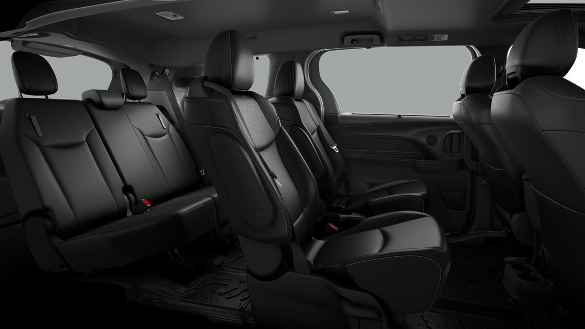 New 2026 Toyota Sienna XLE Woodland Edition image 21