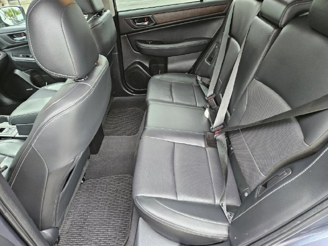Used 2017 Subaru Outback 2.5i Limited w/ Popular Package #5 AWD/4WD image 14
