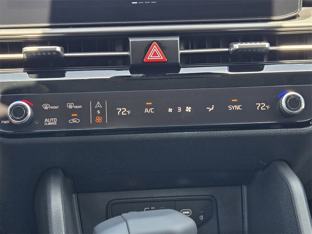 New 2026 Kia Sportage SX image 14