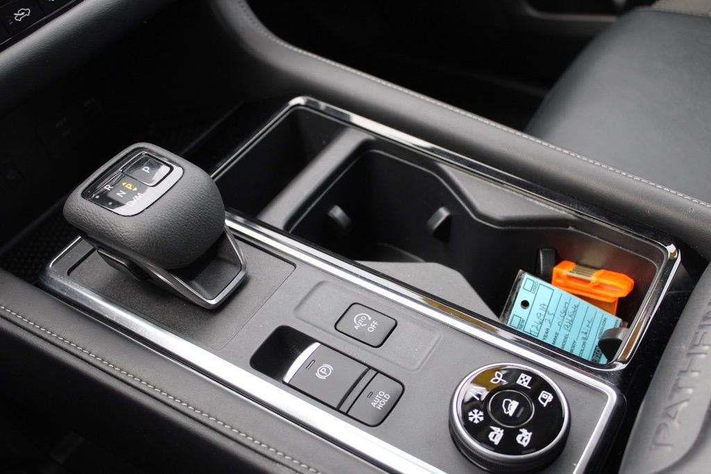 Certified 2023 Nissan Pathfinder SL image 45