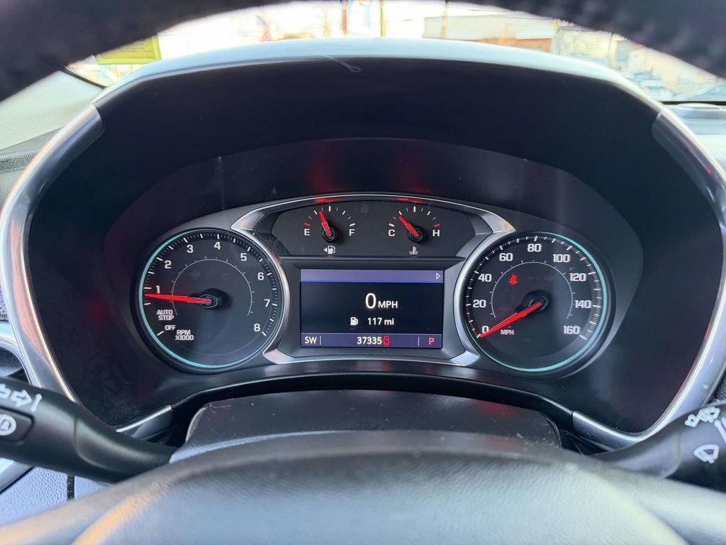 Used 2020 Chevrolet Equinox Premier image 35