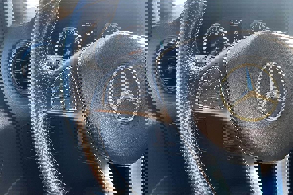 Used 2019 Mercedes-Benz Metris Passenger image 18