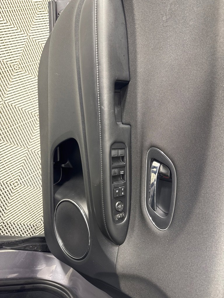 Used 2021 Honda HR-V EX image 12