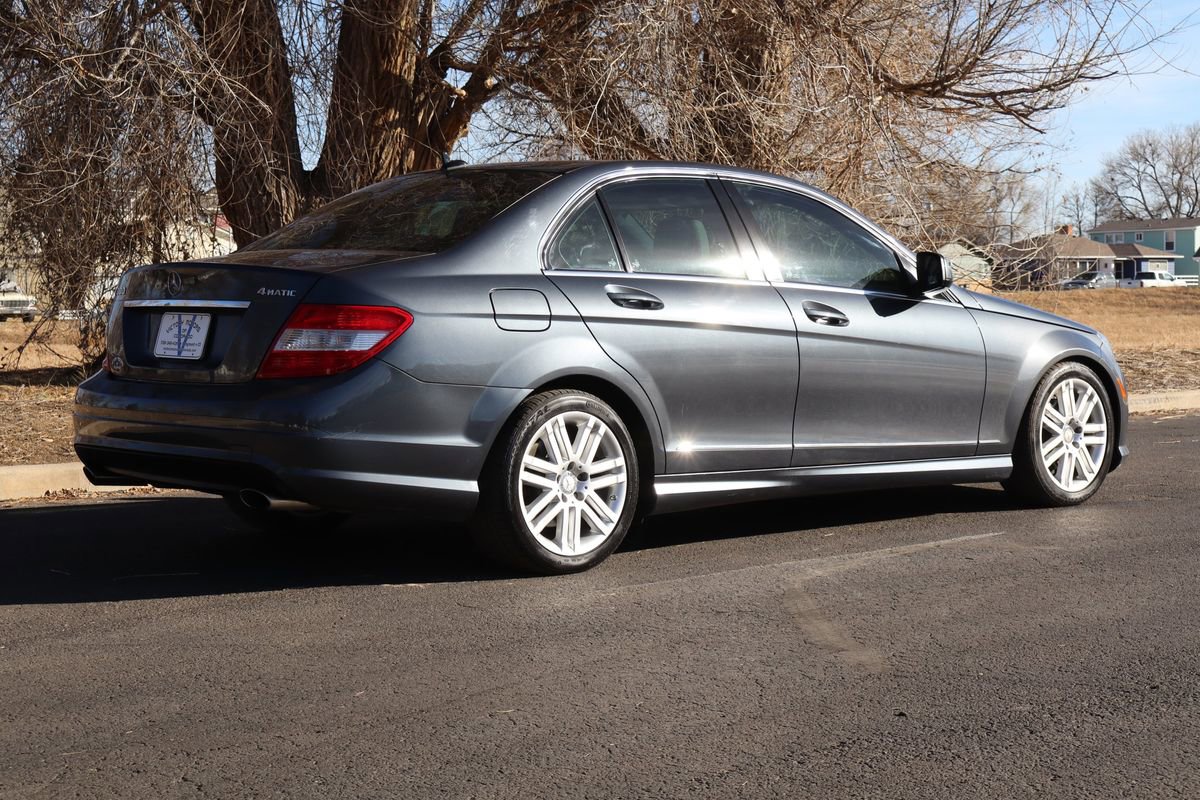 Used 2009 Mercedes-Benz C 300 4MATIC Sedan image 5