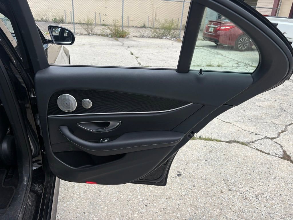 Used 2022 Mercedes-Benz E 350 Sedan image 16