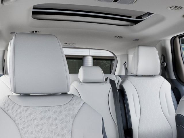New 2026 Kia Carnival SX FWD image 28