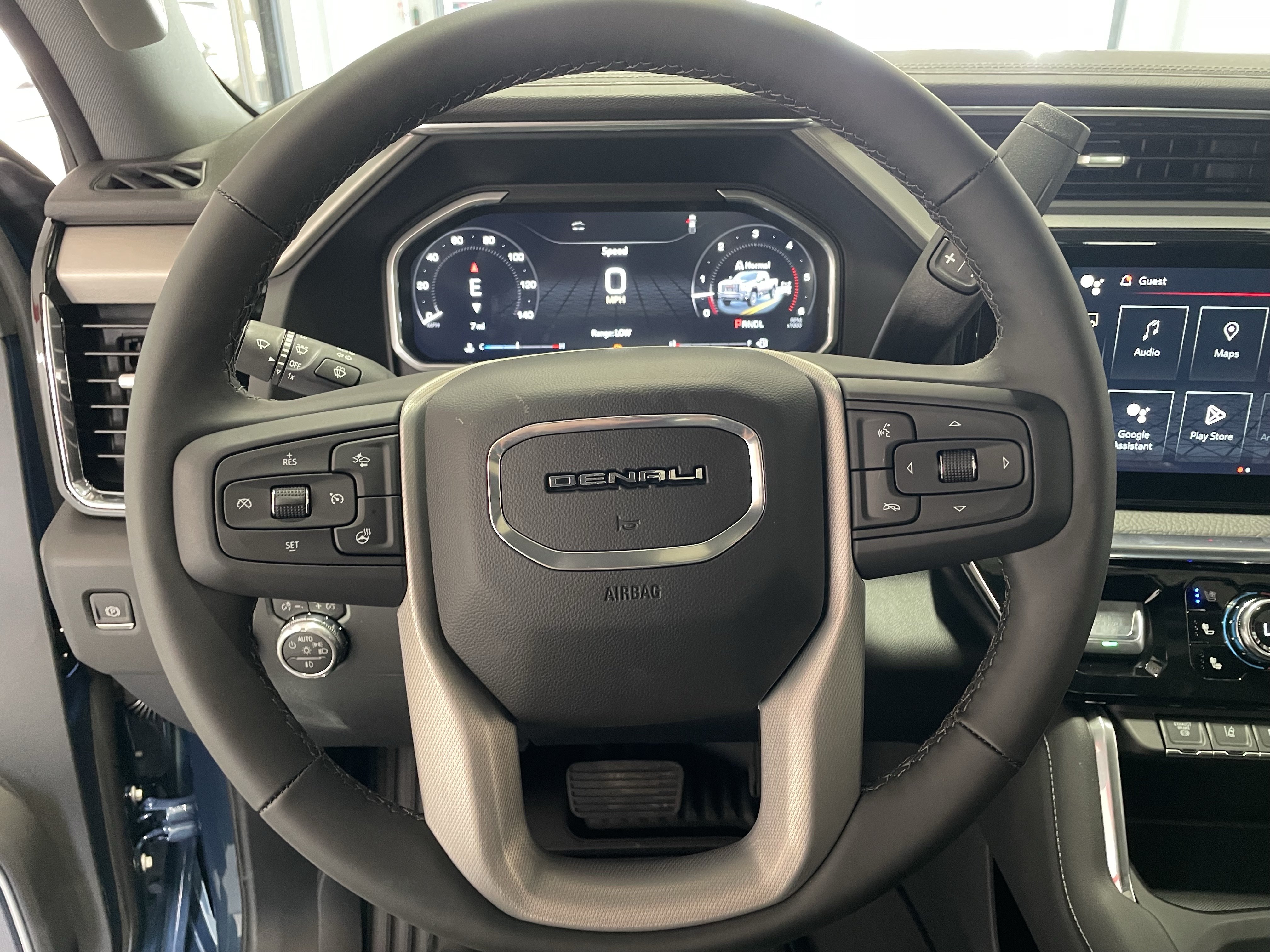 New 2026 GMC Sierra 2500 Denali w/ Denali Reserve Package AWD/4WD image 14