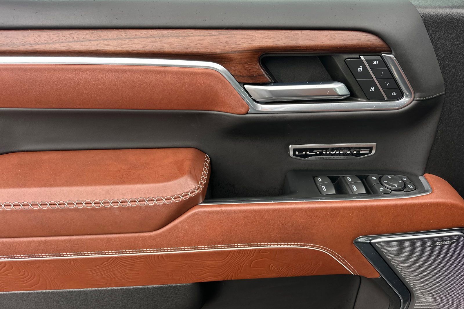 Used 2023 GMC Sierra 1500 Denali Ultimate image 11