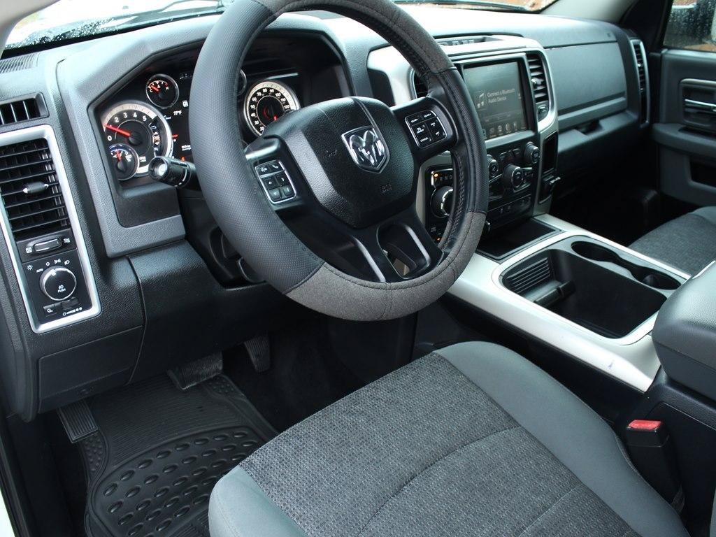 Used 2015 RAM 1500 Lone Star AWD/4WD image 12