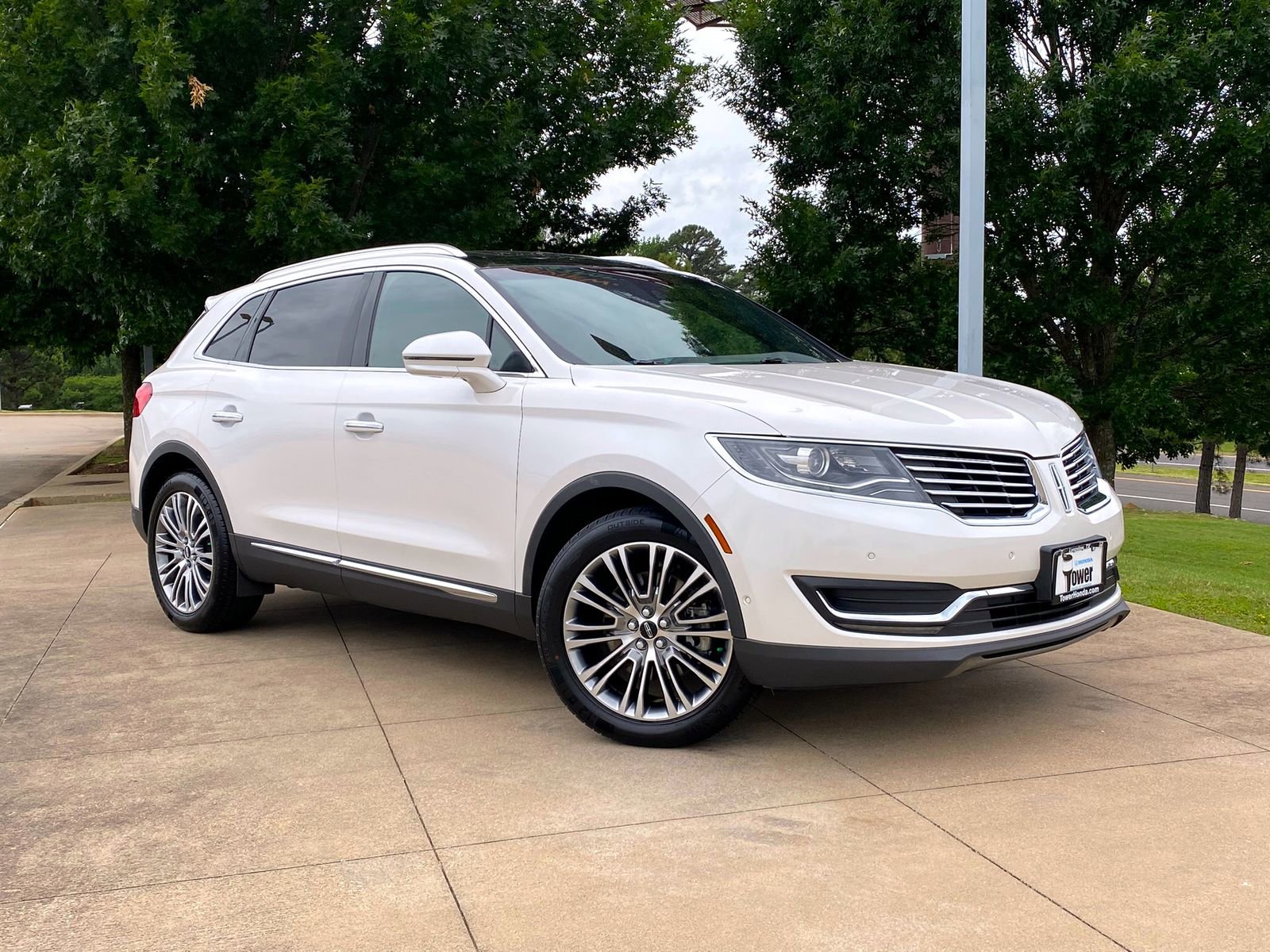 Used 2016 Lincoln MKX Reserve w/ Technology Package