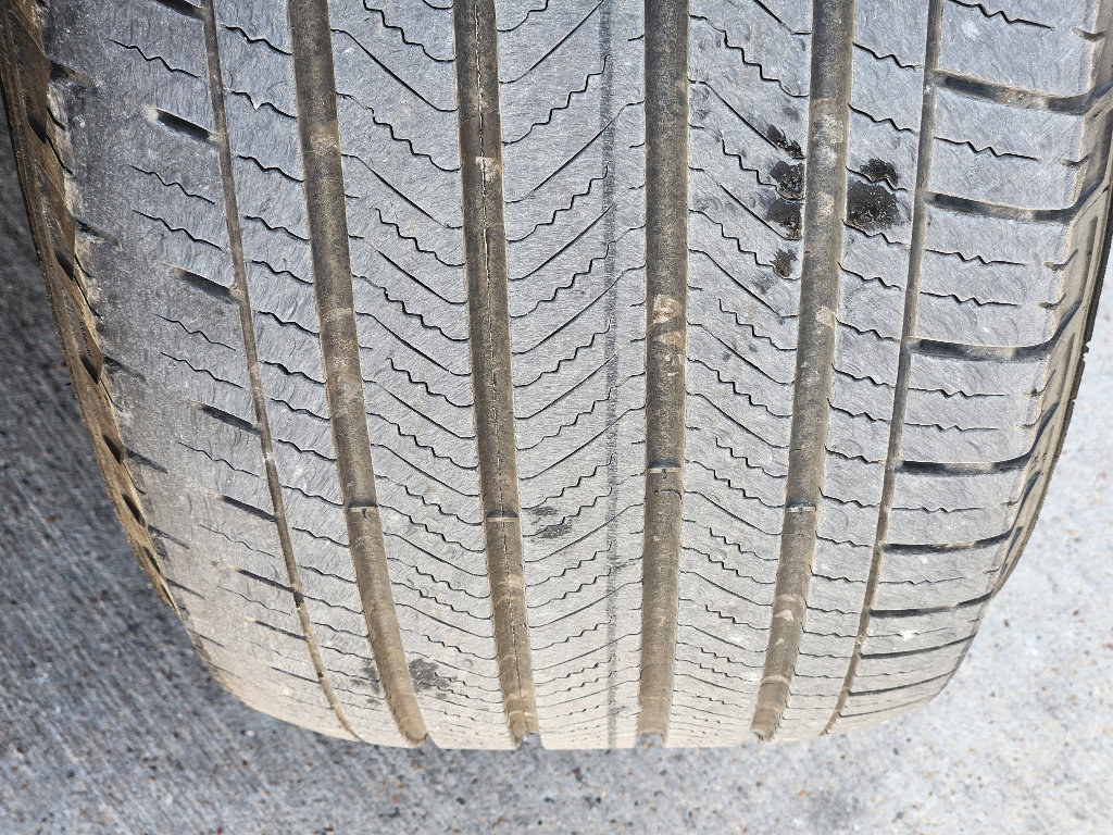 Used 2025 GMC Sierra 1500 SLT image 10