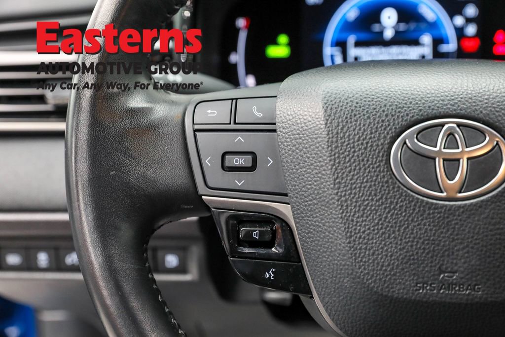 Used 2025 Toyota Camry LE w/ Convenience Package image 15