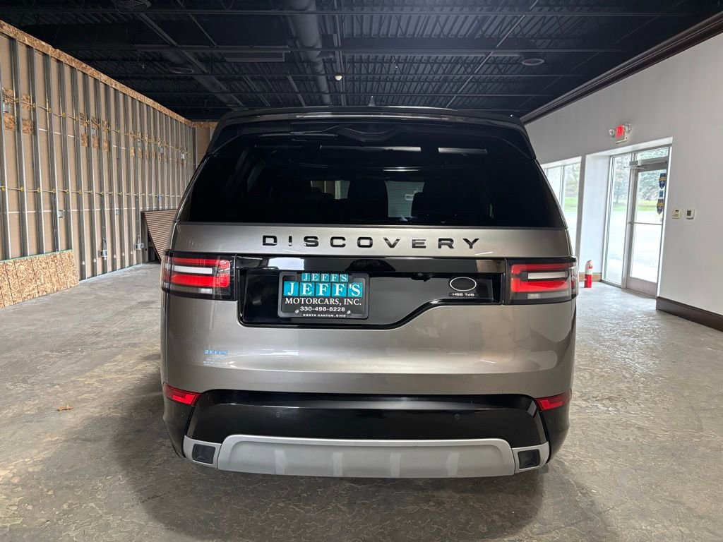 Used 2017 Land Rover Discovery HSE Luxury image 6