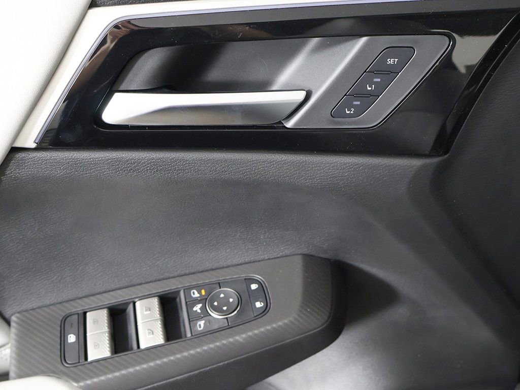 New 2025 Mitsubishi Outlander SEL AWD/4WD image 41