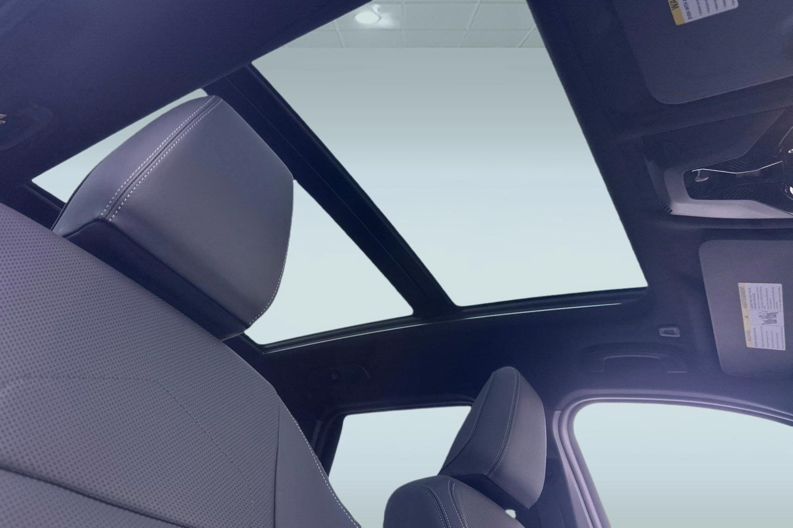 Used 2025 BMW X1 xDrive28i w/ Convenience Package image 14