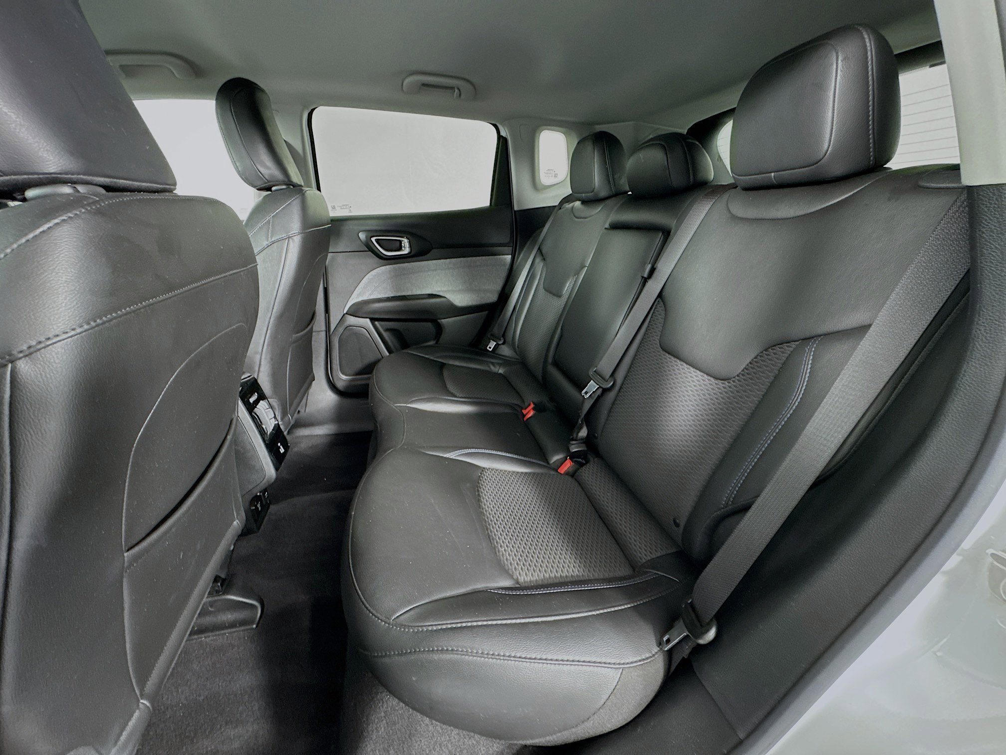 Used 2022 Jeep Compass Latitude w/ Convenience Group image 23