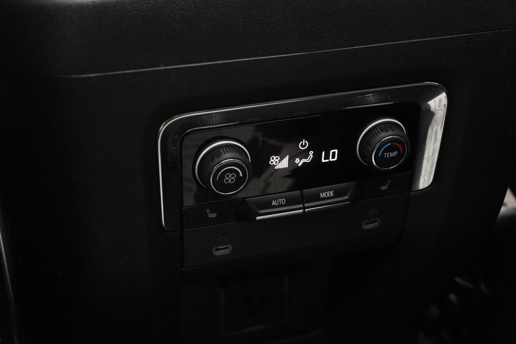 Used 2023 Chevrolet Tahoe High Country w/ Premium Package 2 image 29