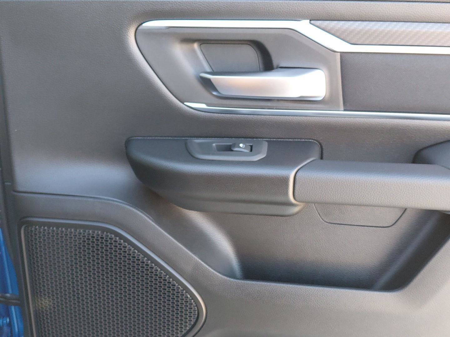 New 2026 RAM 1500 Big Horn AWD/4WD image 19