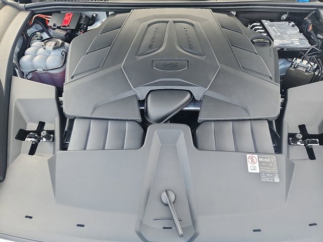 New 2026 Porsche Cayenne image 23