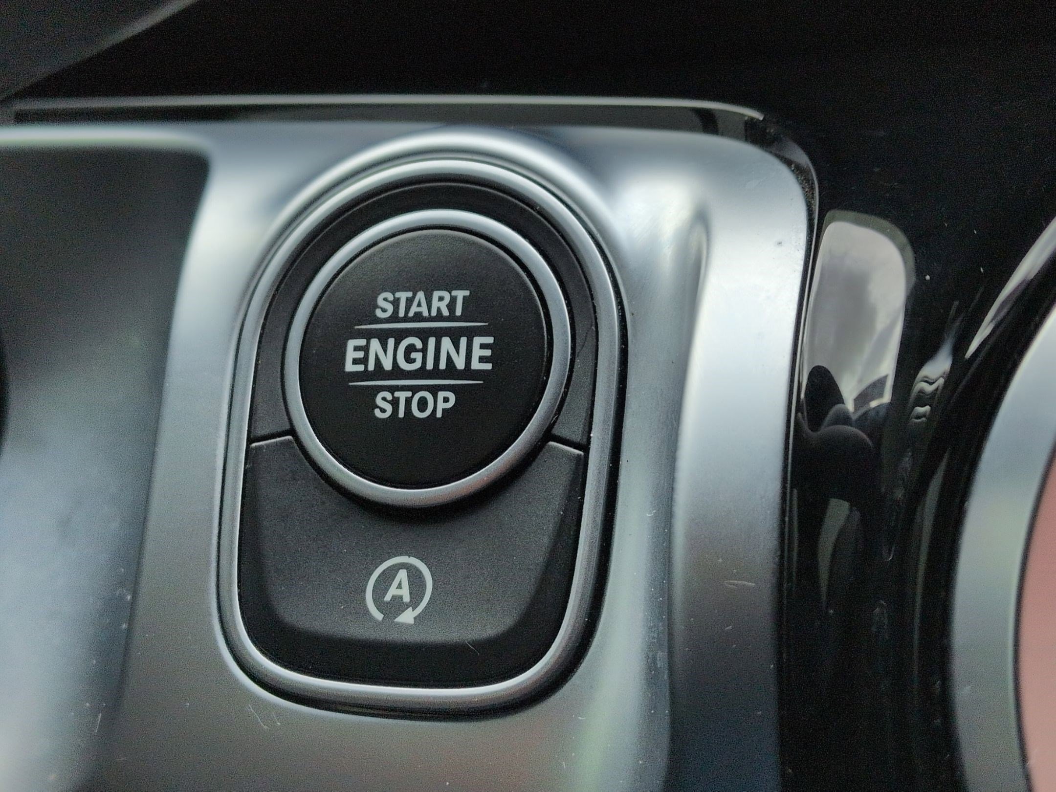 Certified 2023 Mercedes-Benz GLB 250 4MATIC w/ Premium Package image 24