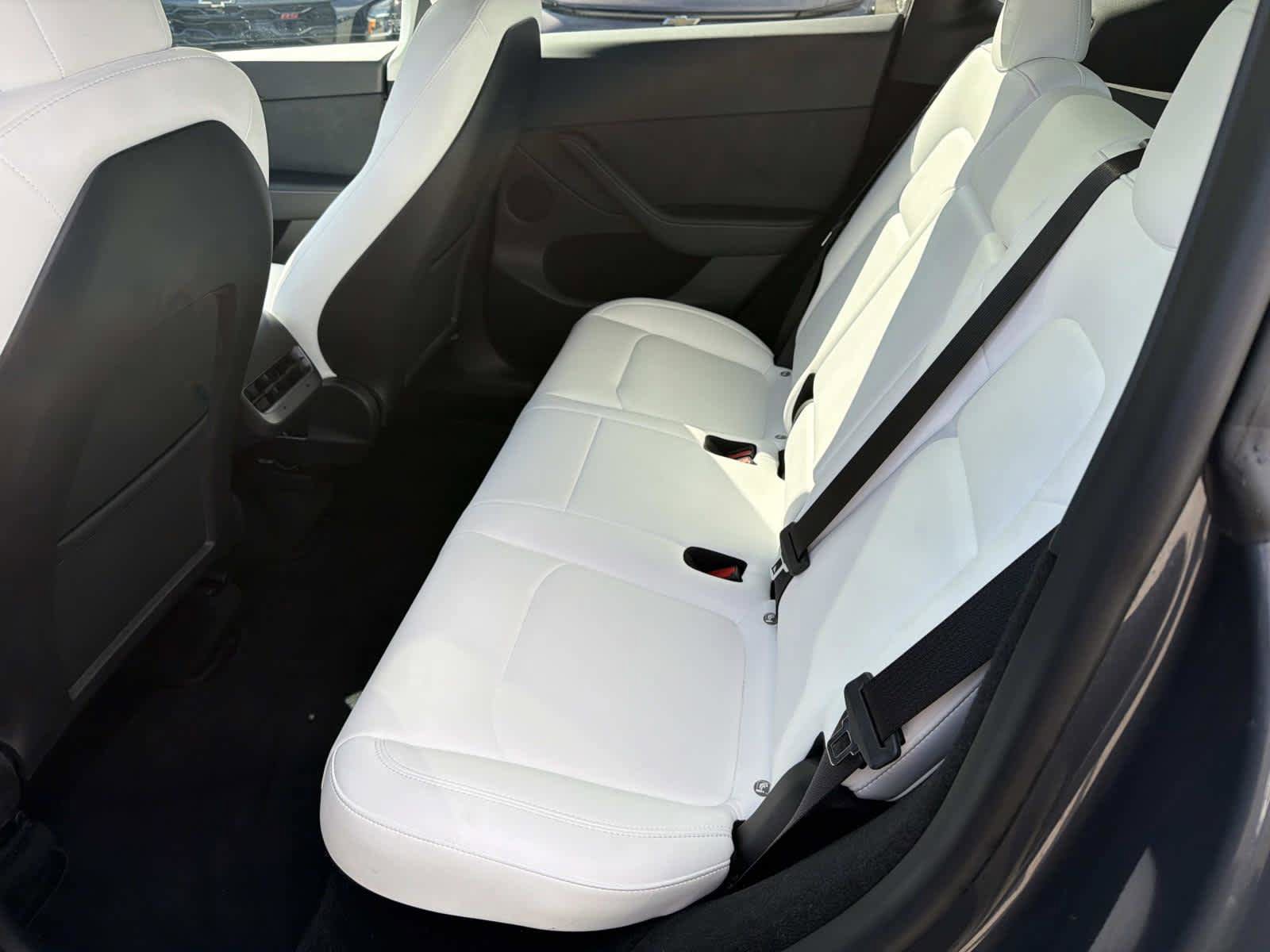 Used 2023 Tesla Model Y AWD image 12