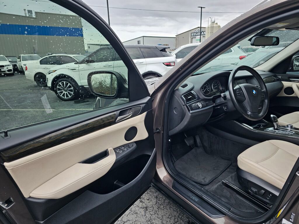 Used 2013 BMW X3 xDrive28i AWD/4WD image 16