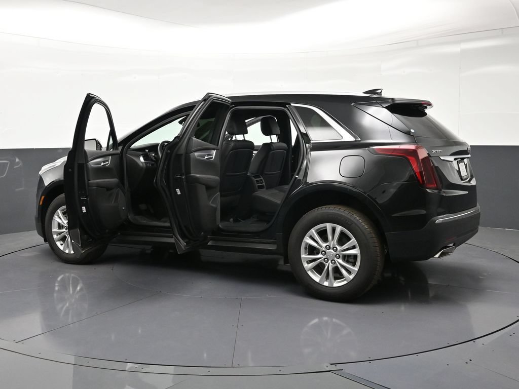Used 2025 Cadillac XT5 Luxury FWD image 35