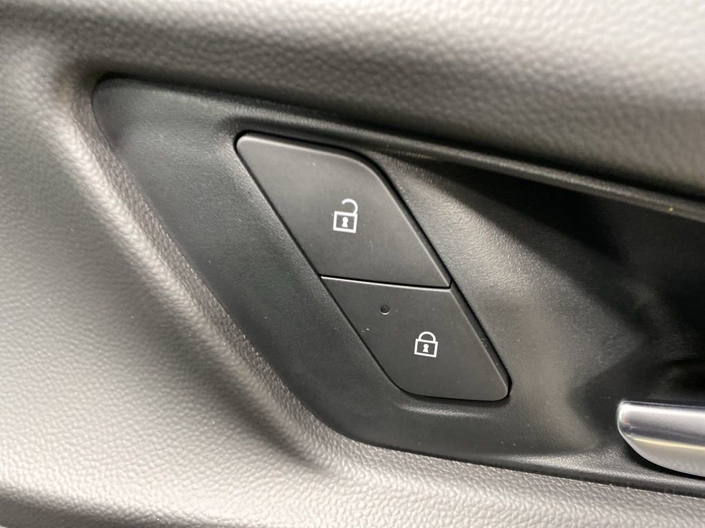 New 2026 Chevrolet Equinox LT w/ Convenience Package II AWD/4WD image 27