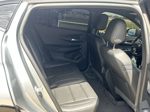 Used 2026 Buick Envista Sport Touring w/ Convenience I Package FWD image 28