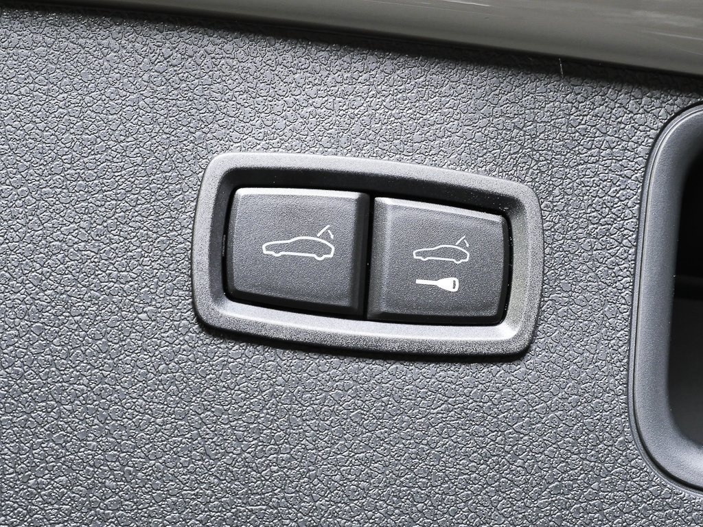 New 2026 Porsche Macan S image 31