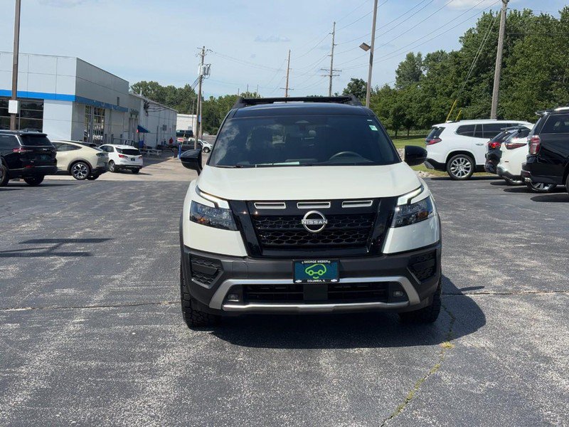 Used 2024 Nissan Pathfinder SV AWD/4WD image 8