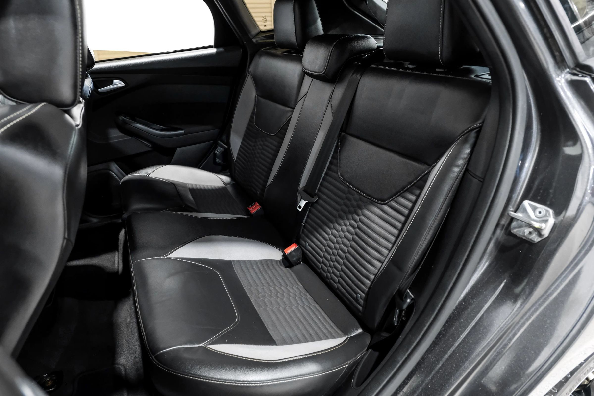 Used 2015 Ford Focus ST w/ Equipment Group 401A image 48