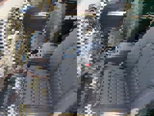 Certified 2025 Volvo XC40 B5 Plus w/ Climate Package image 20