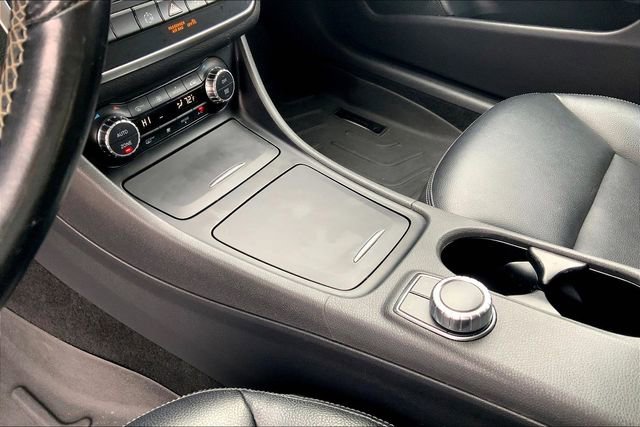 Used 2015 Mercedes-Benz GLA 250 4MATIC image 25