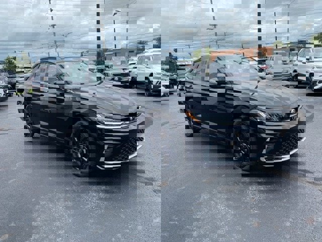 New 2025 Volkswagen Jetta SE image 8