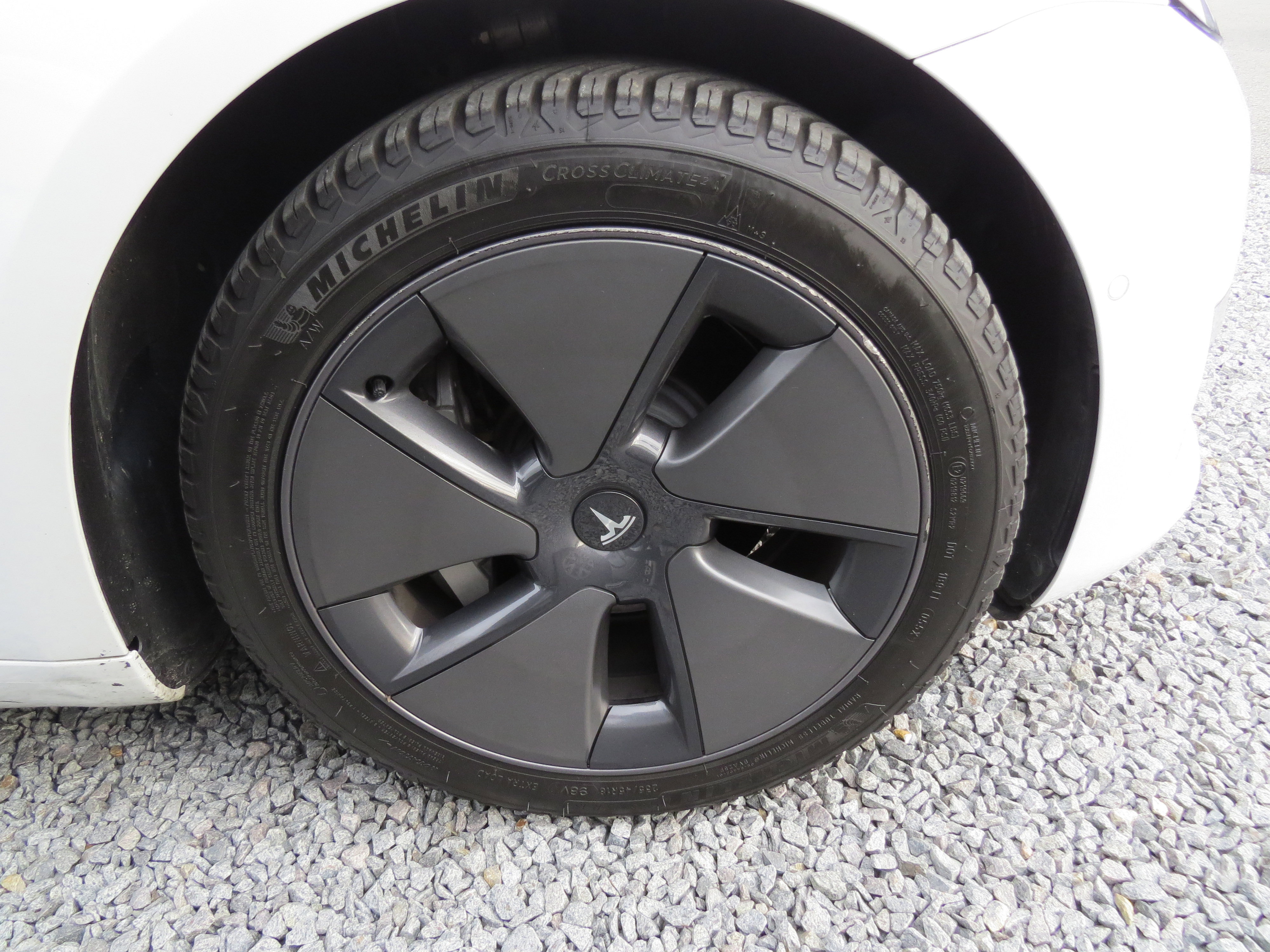 Used 2022 Tesla Model 3 Long Range image 8