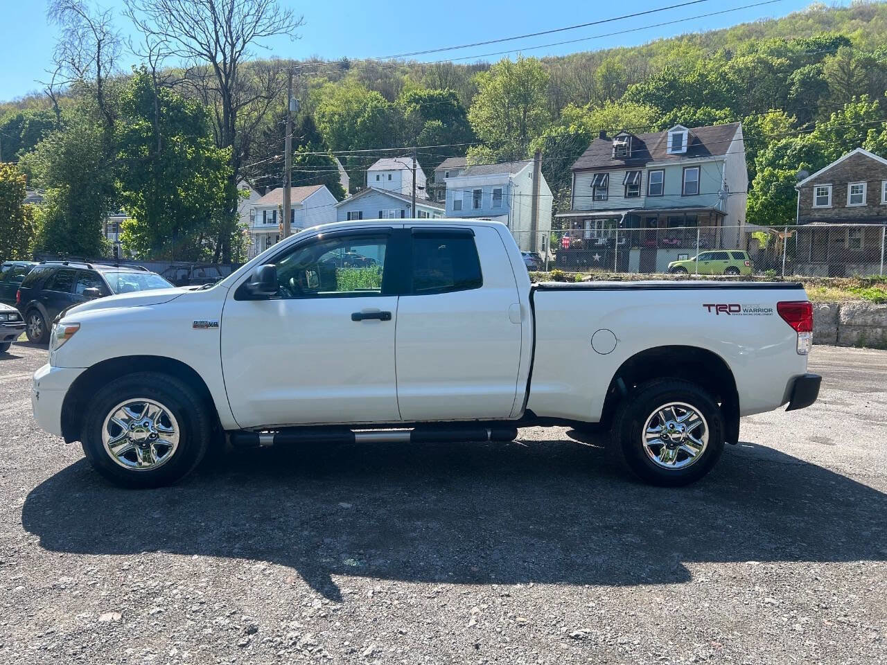 Used 2010 Toyota Tundra 4x4 Double Cab image 4